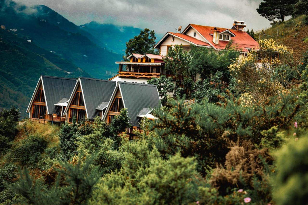 Akoakh Llajar Alyumi Hotel Trabzon Bagian luar foto